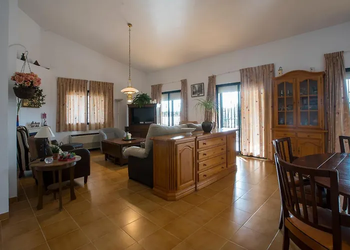 Tierra Roja Villa Cálig