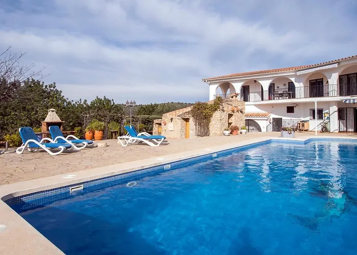 Tierra Roja Villa Cálig