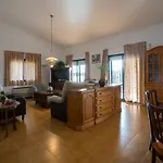 Tierra Roja Villa Cálig