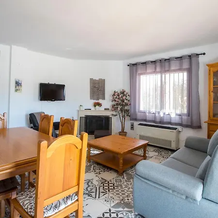 Tierra Roja Villa Cálig